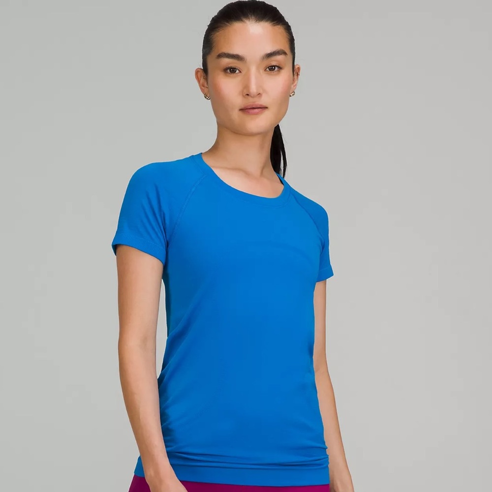 BRAND NEW Lululemon Swiftly Tech Short Sleeve Shirt 2.0 Size 6 Color Poolside